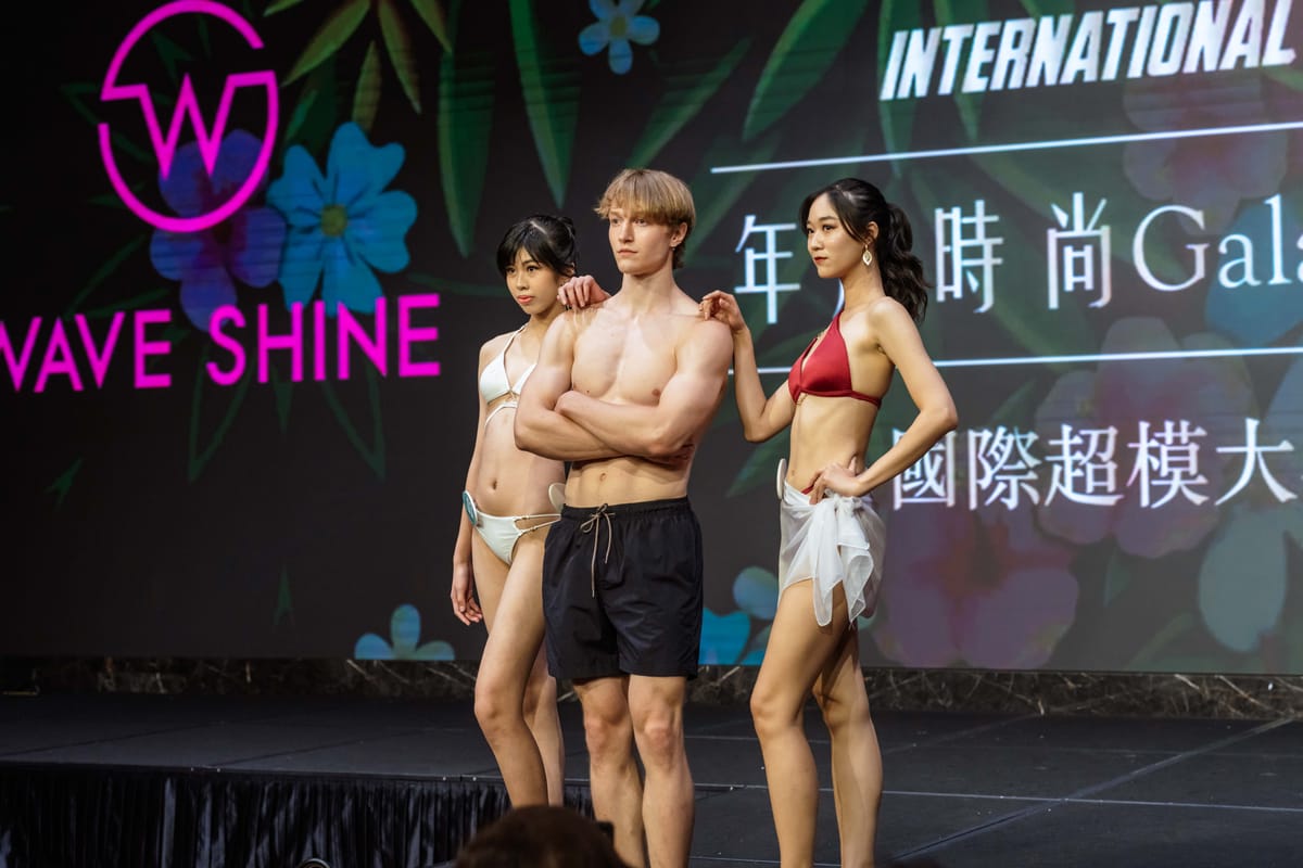 I won second place at the International Super Model Contest